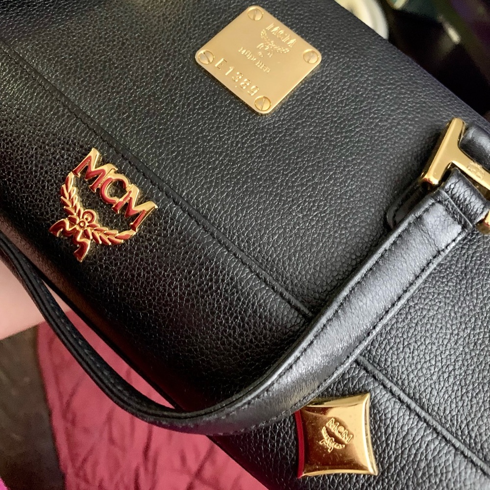 💯 Authentic MCM Gold Studded Handbag in Black Calf Leather - Picture 15 of 16